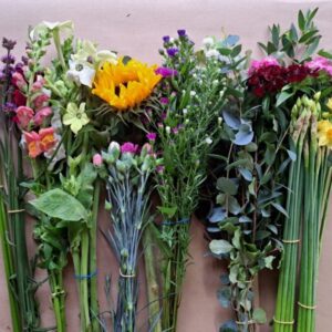 DIY Flower arranging box