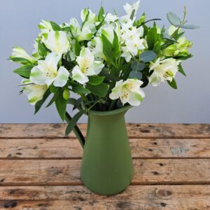 White Alstroemeria and Narcissus